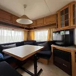 Camping Przyczepy Kempingowe Nad Zatoka Swarzewo