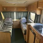 Camping Przyczepy Kempingowe Nad Zatoka Swarzewo