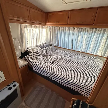 Przyczepy Kempingowe Nad Zatoka Campsite Swarzewo
